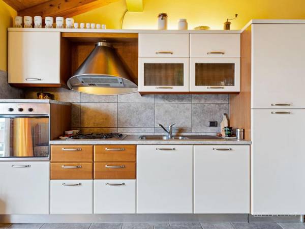 Secluded Apartment in Romagnano Sesia with Balcony