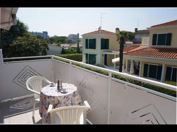 Three-room Apartment For 6 Guests Ideal For Holidays