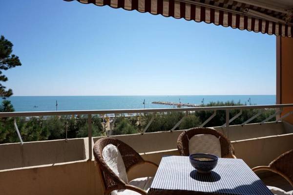 Beautiful one bedroom apartment near the beach 5 people