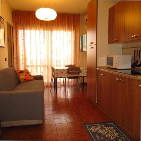 Apartment For 4 People With Swimming pool