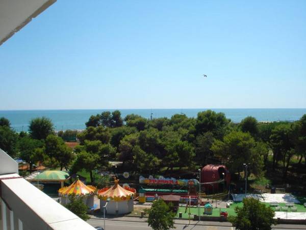 Gorgeous studio with terrace and swimming pool