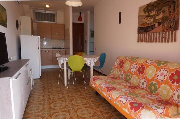 Apartment for 5 people with sea view