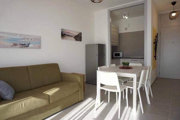 Fantastic Apartment with Nice Terrace and Swimming Pool