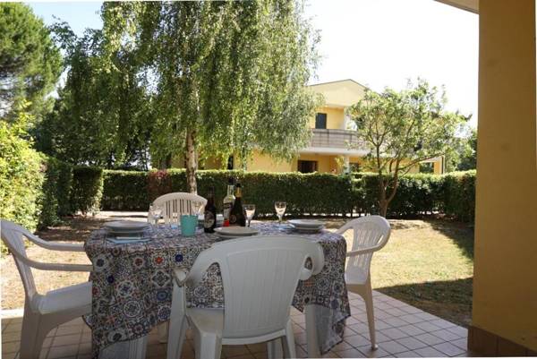 Wonderful Holiday House with Garden