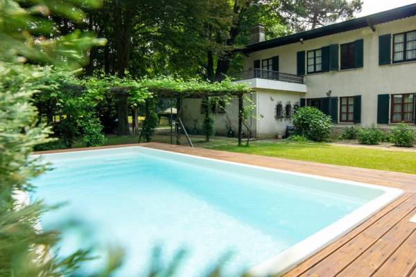Wonderful Villa Between Como And Milano