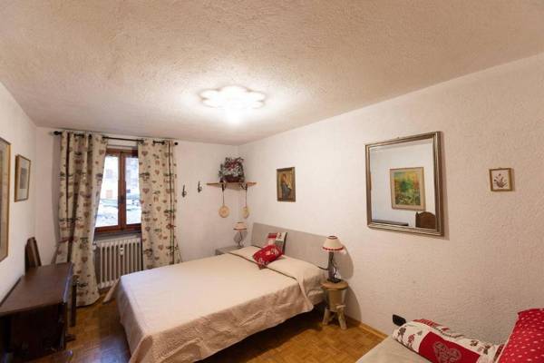 ALTIDO Flat for 6 in the Historic Town Pré-Saint-Didier