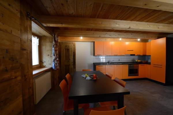 Vieilles Maisons D'Introd