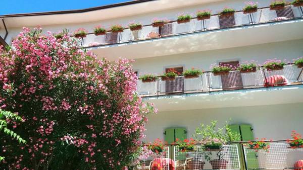 epOche Hotel Zanella 1889