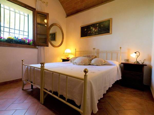 Stone Farmhouse in Gambassi Terme-Fi with Swimming Pool