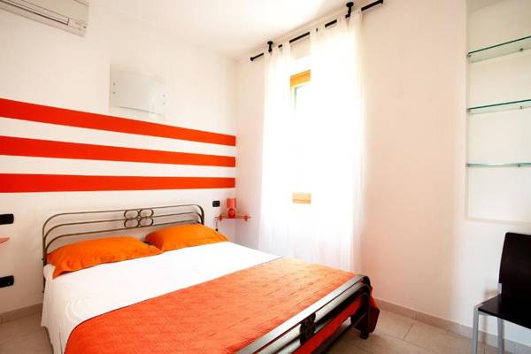 Byron's Apartments Tellaro