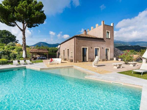 Comfortable Villa in Zafferana Etnea with Private Pool