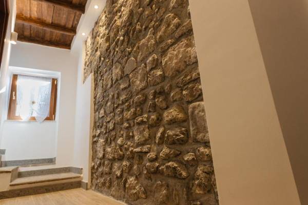 IL RICHIASTRO MEDIEVALE