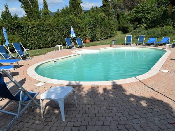 Farmhouse in Vinci with Swimming Pool Terrace Garden BBQ