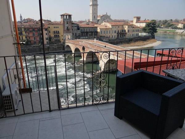 Theater Verona Luxury Apartment