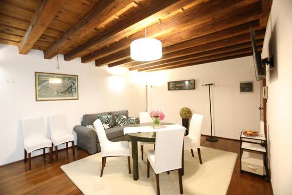 Residenza Corte Carnesali - Italian Homing