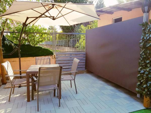 2 bedrooms appartement with furnished garden and wifi at Verona