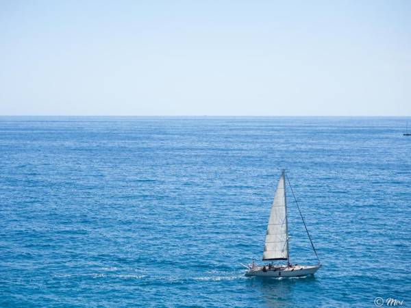 Refilea Sea View Tower Villa