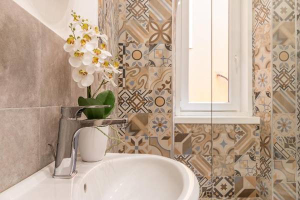 Elegante 8 posti vicino alla stazione - Grey e Blu