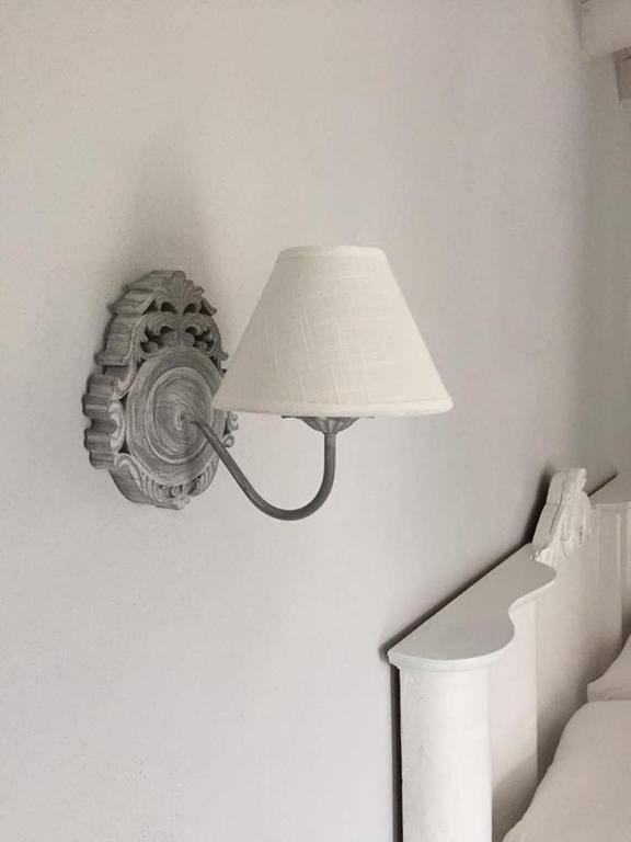 Skipper White Guest House