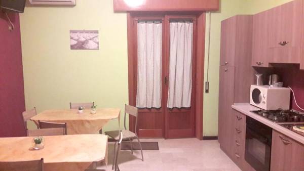 3 bedrooms appartement with balcony and wifi at Trapani 5 km away from the beach