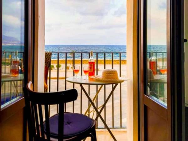 Ninfa apartment the window on the Mediterranean