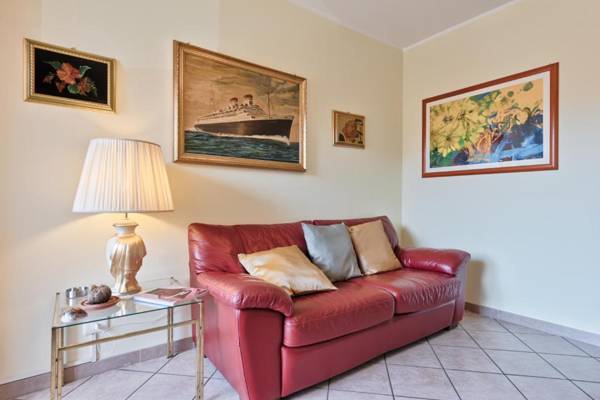 Fortino Roomy Apartment