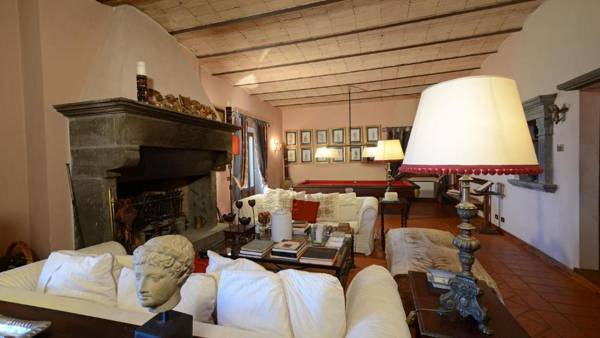 Hostal de Todi 12
