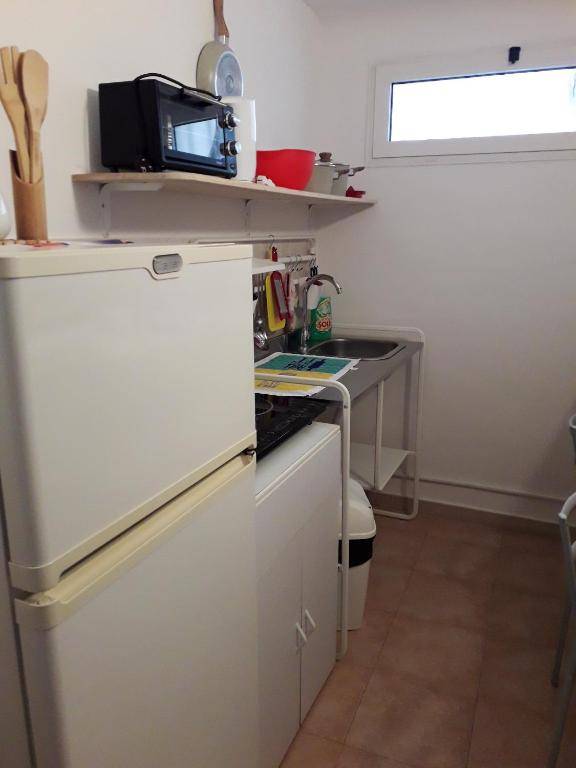 One bedroom appartement with wifi at Taranto