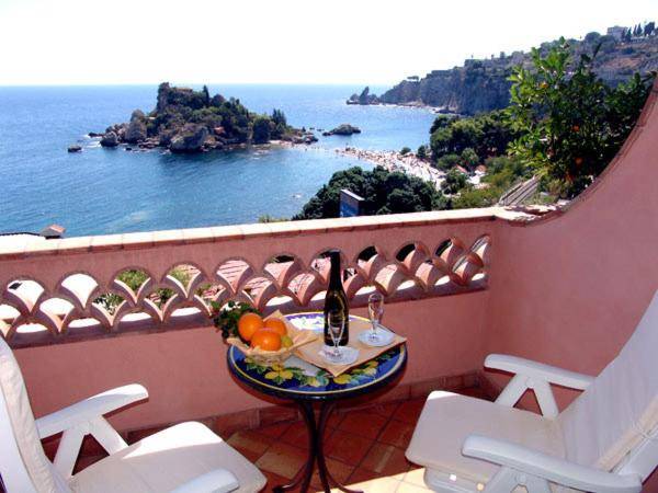 Mendolia Beach Hotel