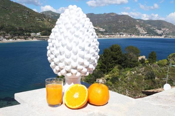 Taonasi Mazzarò Apartments