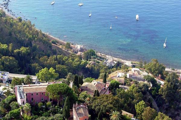 Villa Schuler Taormina GARDEN SUITE IN SELF-CATERING