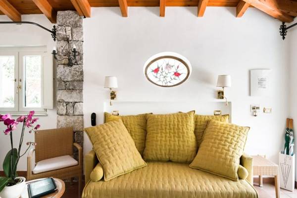 VILLA SCHULER GARDEN SUITE TAORMINA IN SELF CATERING