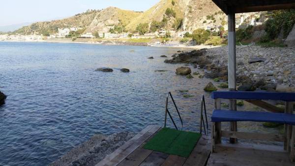 TAORMINA BEACH HOLIDAY