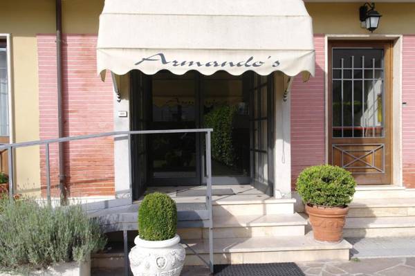 Hotel Armando' s