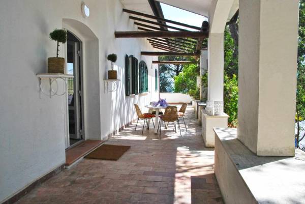 VILLA IL CORBEZZOLO tra natura e mare a 5 km da Sperlonga