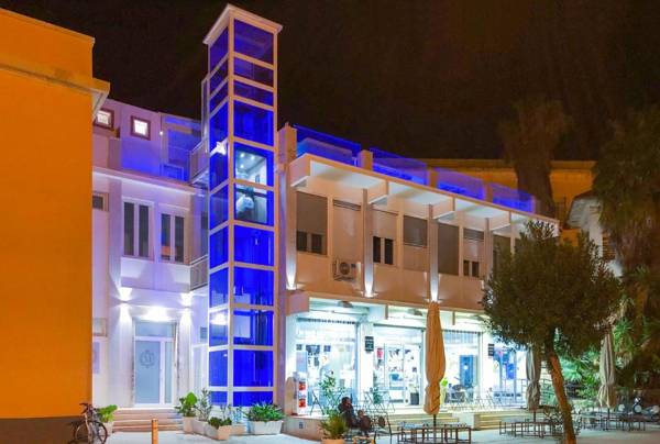 Regina Margherita - Bed and Breakfast & Rooftop Lounge Bar