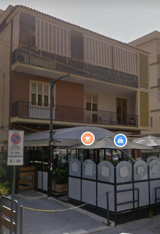 Al Moris Holiday in the city