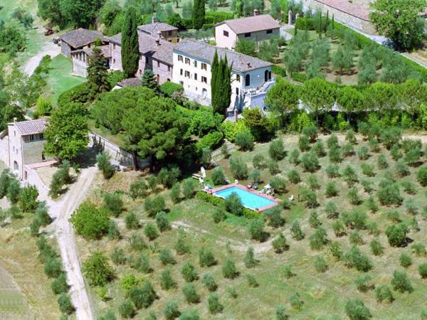 Pretty Farmhouse in Siena with Shared Swimming Pool