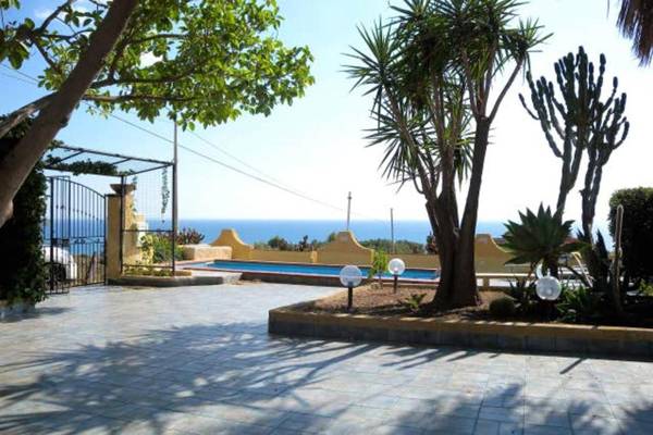 3 bedrooms villa with sea view private pool and enclosed garden at Sciacca