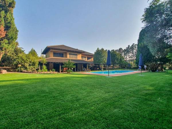 Domus 81 - Villa con piscina in Sardegna