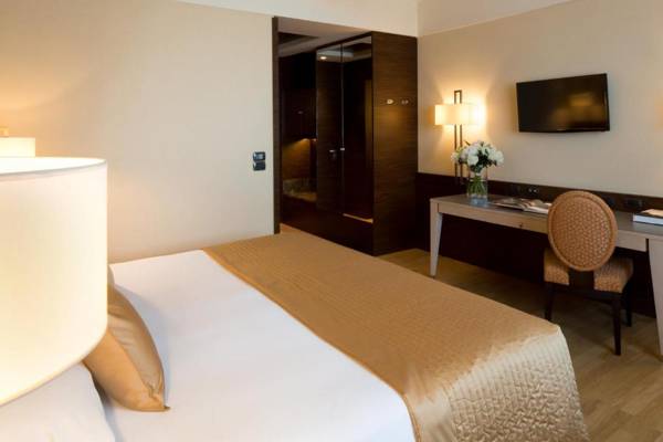 Starhotels Grand Milan