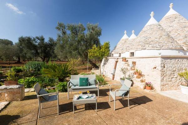 Trullo OronCall con piscina