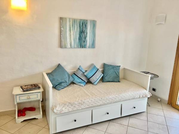 Villa a few steps from the beach