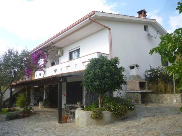 Studio in the most southern point of the island completely fenced super Price !!!