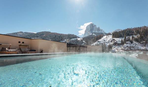 Hotel Touring Dolomites