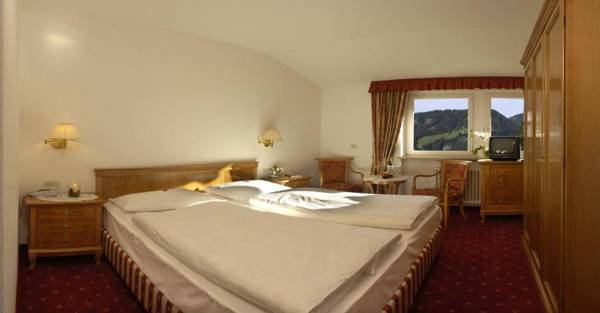 Hotel Touring Dolomites