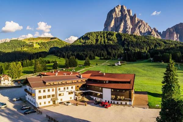 Monte Pana Dolomites Hotel