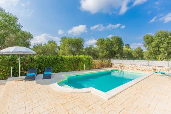 Trullo del Mandarino con piscina
