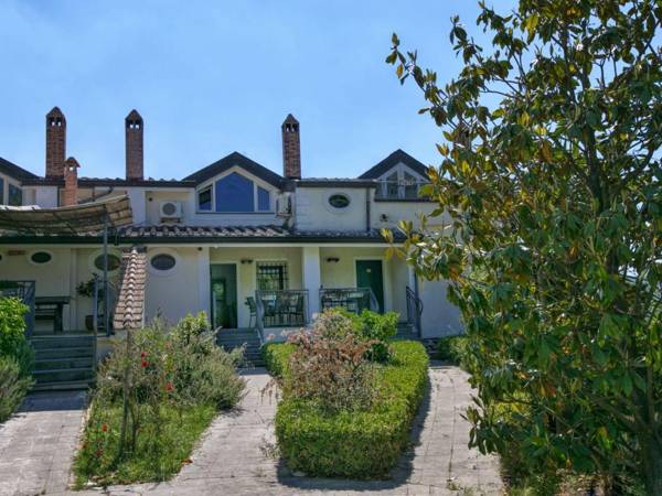 Spacious Holiday Home in San Cipriano Picentino with Terrace