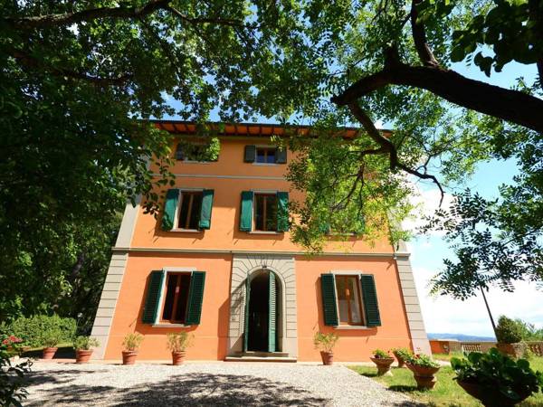 Part of a beautiful manor house overlooking the hills of Chianti Classico